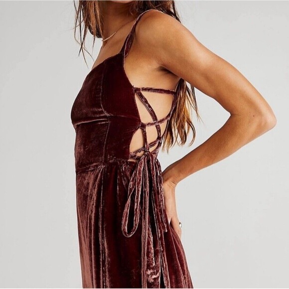 Free People 90’s Forever Overalls Brown Velvet Women's Size XSmall Msrp $168 - Picture 11 of 16